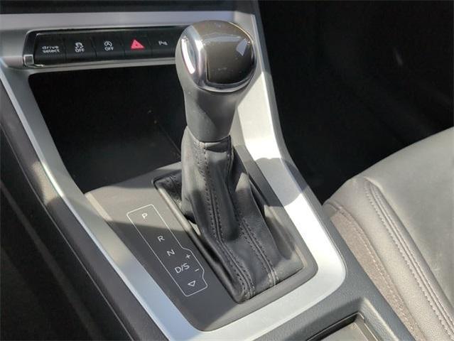 Photo of 2019 Mythos Black Metallic Audi Q3