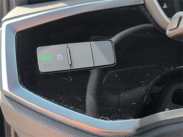 Photo of 2019 Mythos Black Metallic Audi Q3