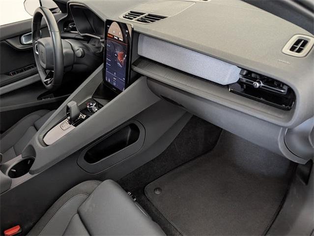 Photo of 2022 Snow Polestar 2
