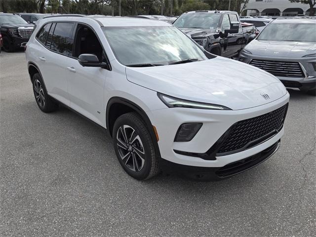 Photo of 2025 White Frost Tri-Coat Buick Enclave