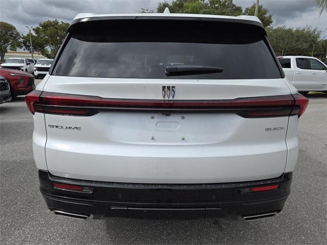 Photo of 2025 White Frost Tri-Coat Buick Enclave