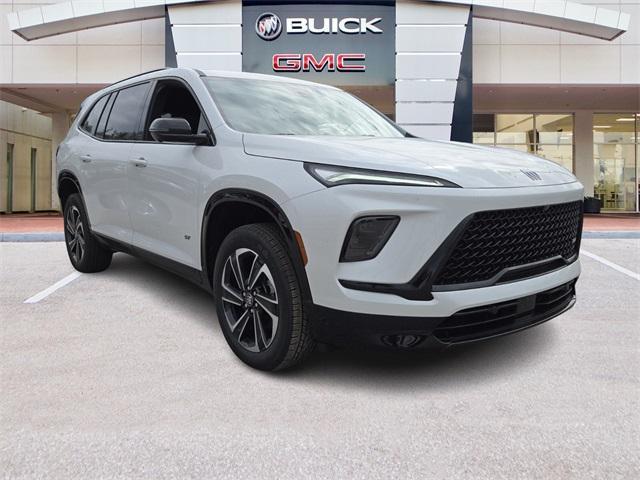Photo of 2025 White Frost Tri-Coat Buick Enclave