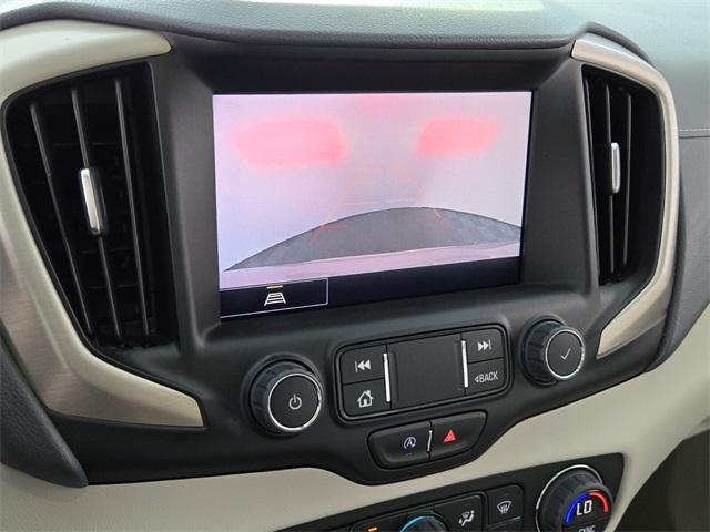 Photo of 2022 White Frost Tri-Coat GMC Terrain
