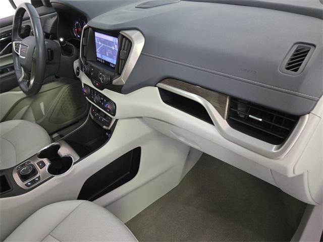 Photo of 2022 White Frost Tri-Coat GMC Terrain
