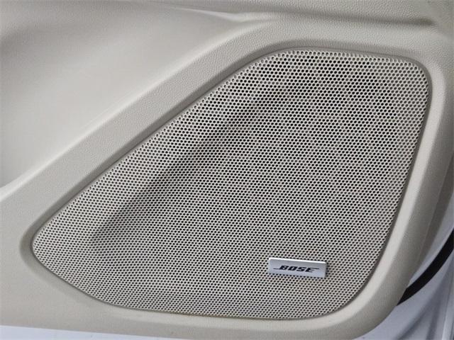 Photo of 2022 White Frost Tri-Coat GMC Terrain