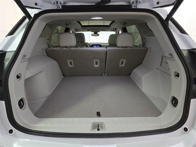 Photo of 2022 White Frost Tri-Coat GMC Terrain