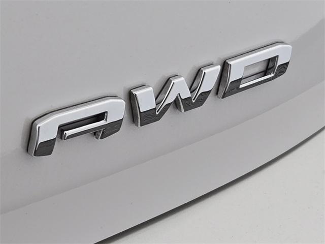 Photo of 2022 White Frost Tri-Coat GMC Terrain