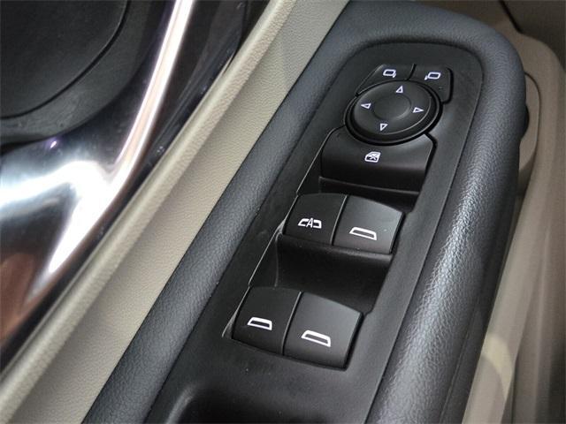 Photo of 2022 White Frost Tri-Coat GMC Terrain