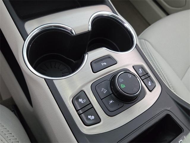 Photo of 2022 White Frost Tri-Coat GMC Terrain