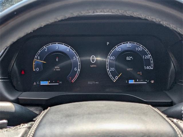 Photo of 2022 Diamond Black Jeep Grand Cherokee L