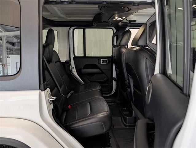 Photo of 2018 Bright White Clearcoat Jeep Wrangler Unlimited