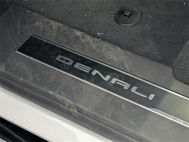 Photo of 2025 Summit White GMC Sierra EV