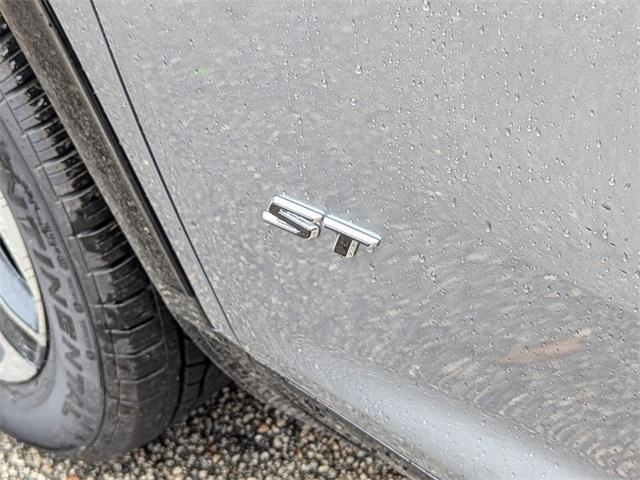 Photo of 2025 Moonstone Gray Metallic Buick Enclave