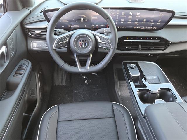 Photo of 2025 White Frost Tri-Coat Buick Enclave