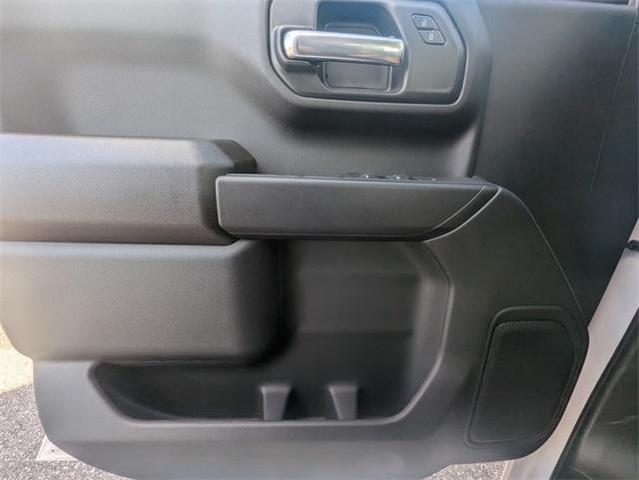 Photo of 2025 Summit White GMC Sierra 1500