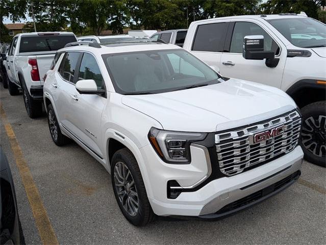 Photo of 2026 Summit White GMC Terrain