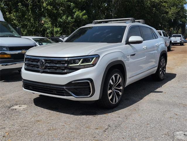 Photo of 2023 Opal White Pearl Effect Volkswagen Atlas Cross Sport