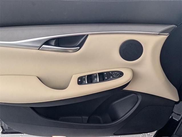 Photo of 2022 Black Obsidian INFINITI QX50