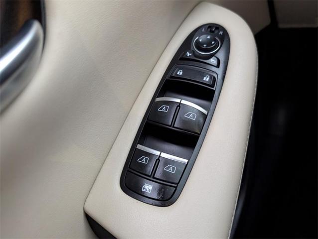 Photo of 2022 Black Obsidian INFINITI QX50