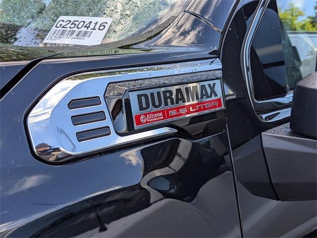 Photo of 2025 Onyx Black GMC Sierra 2500