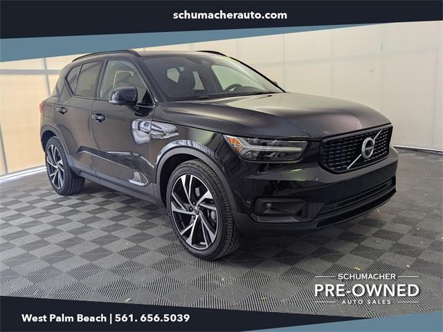 2022 Volvo XC40