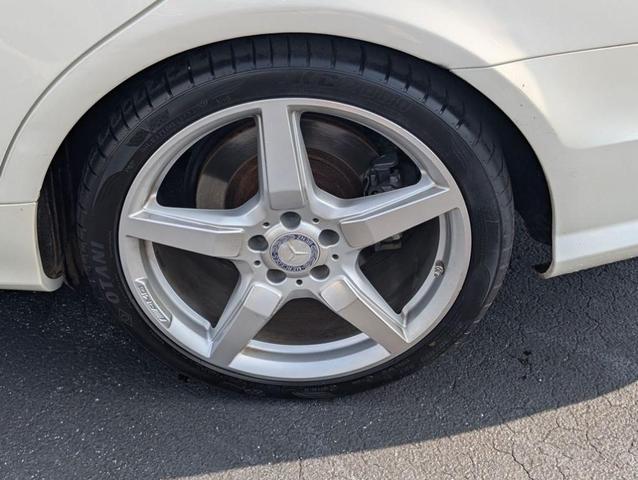 Photo of 2014 Diamond White Metallic Mercedes-Benz CLS-Class