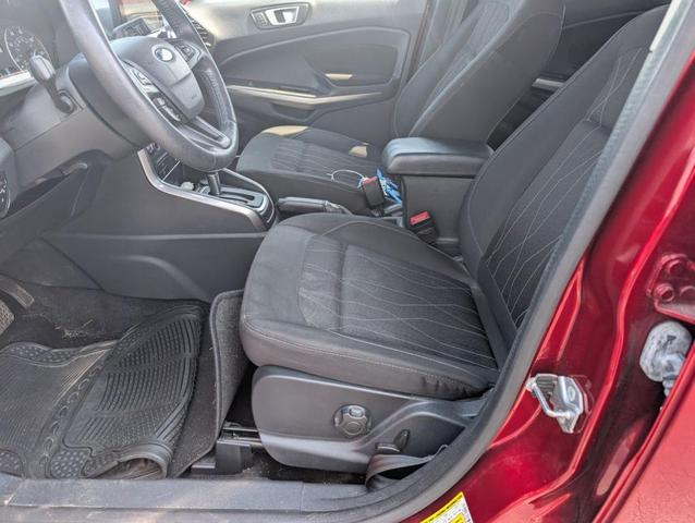 Photo of 2019 Ruby Red Metallic Tinted Clearcoat Ford EcoSport