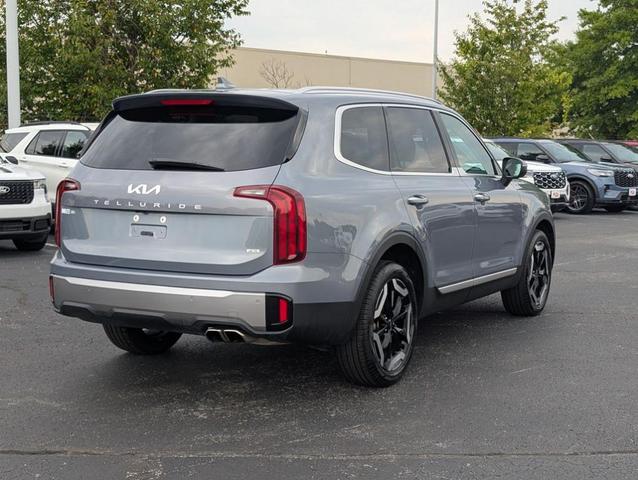 Photo of 2025 Everlasting Silver Kia Telluride