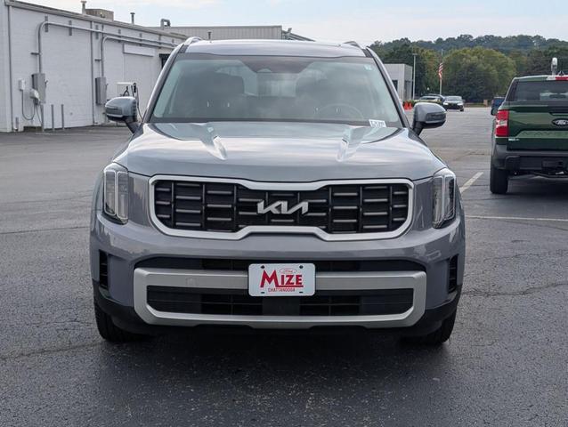 Photo of 2025 Everlasting Silver Kia Telluride