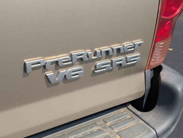 Photo of 2005 Desert Sand Mica Toyota Tacoma