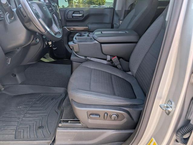 Photo of 2020 Silver Ice Metallic Chevrolet Silverado 1500
