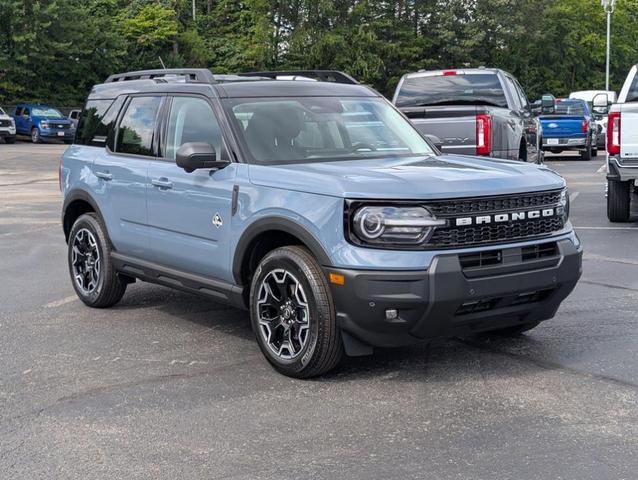 Photo of 2025 Azure Gray Metallic Ford Bronco Sport