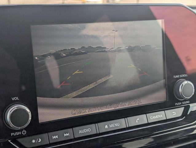 Photo of 2022 Black Nissan Pathfinder