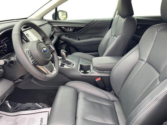 Photo of 2025 Ice Silver Metallic Subaru Outback