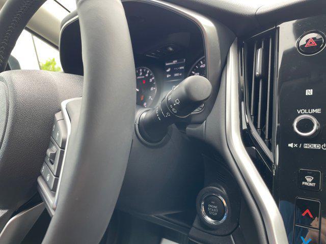 Photo of 2025 Ice Silver Metallic Subaru Outback