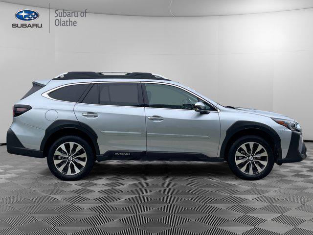 Photo of 2025 Ice Silver Metallic Subaru Outback