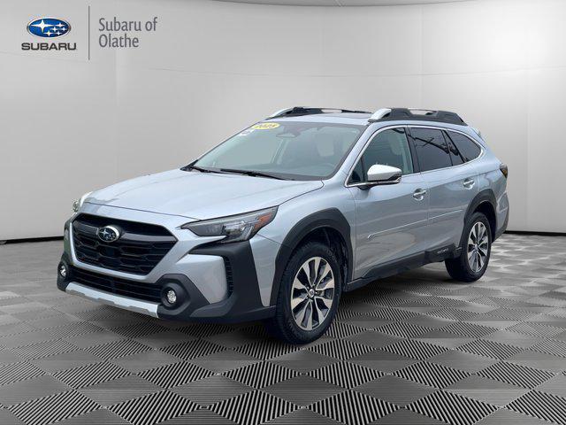 Photo of 2025 Ice Silver Metallic Subaru Outback