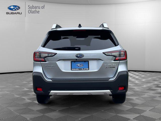 Photo of 2025 Ice Silver Metallic Subaru Outback