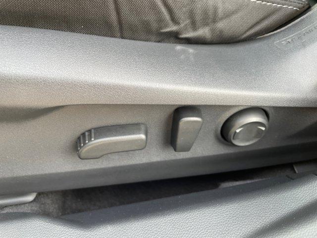 Photo of 2025 Ice Silver Metallic Subaru Outback