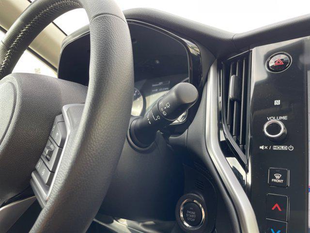 Photo of 2025 Ice Silver Metallic Subaru Outback