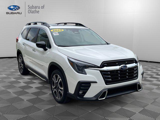 Photo of 2025 Crystal White Pearl Subaru Ascent