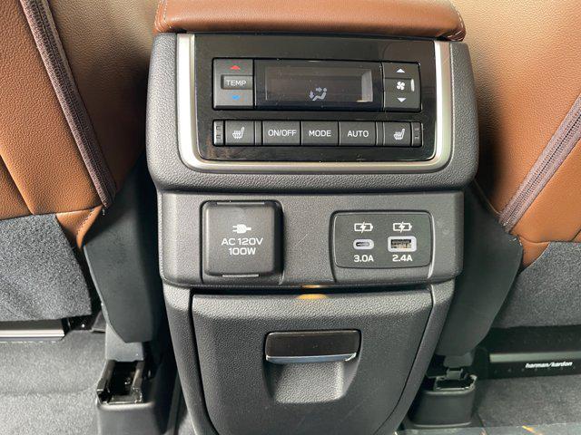 Photo of 2025 Crystal White Pearl Subaru Ascent