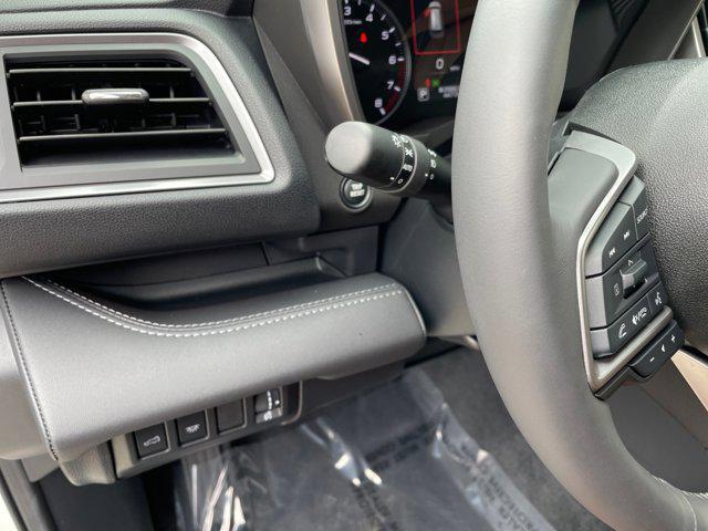 Photo of 2025 Crystal White Pearl Subaru Ascent