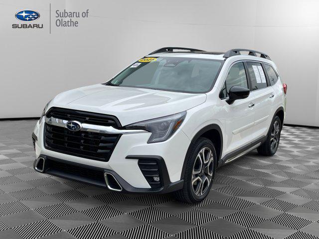 Photo of 2025 Crystal White Pearl Subaru Ascent