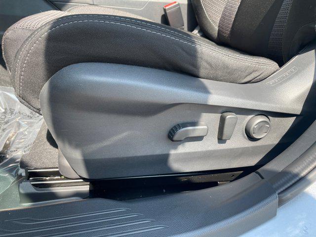 Photo of 2025 Ice Silver Metallic Subaru Outback