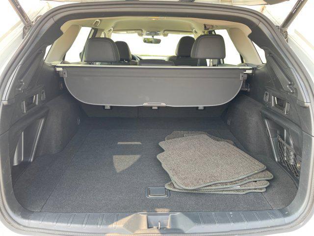 Photo of 2022 Crystal White Pearl Subaru Outback