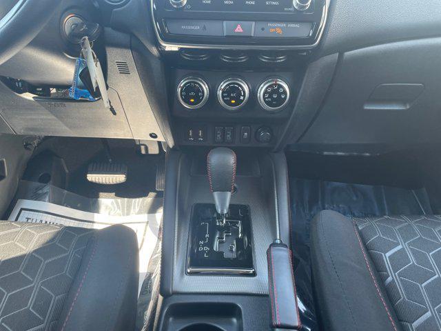 Photo of 2023 Alloy Silver Metallic Mitsubishi Outlander Sport