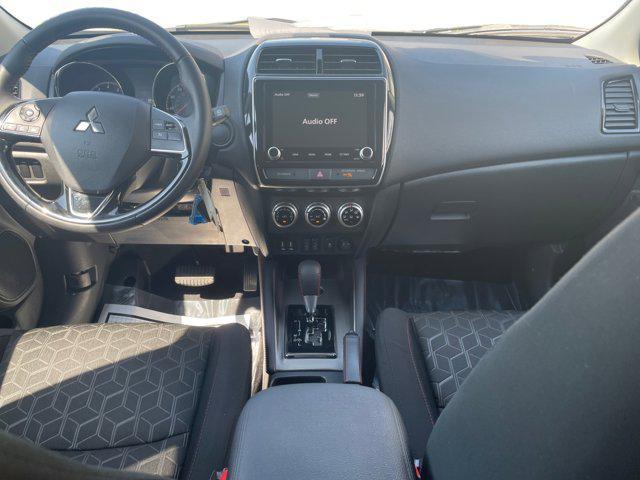 Photo of 2023 Alloy Silver Metallic Mitsubishi Outlander Sport