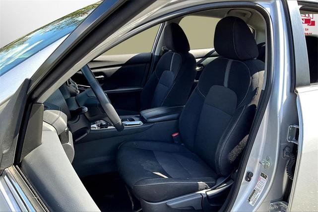 Photo of 2021 Brilliant Silver Metallic Nissan Sentra