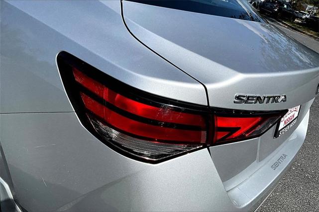 Photo of 2021 Brilliant Silver Metallic Nissan Sentra